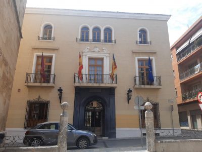 Callosa rebaja el IBI y aplica bonificaciones para familias numerosas