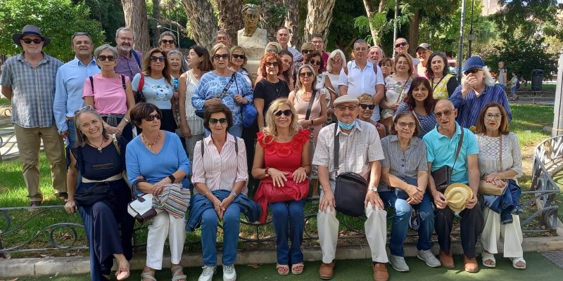 La Universidad Popular de Cartagena visita Orihuela en homenaje a Gabriel Miró