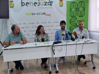 Benejúzar acerca el himno local a los más jóvenes