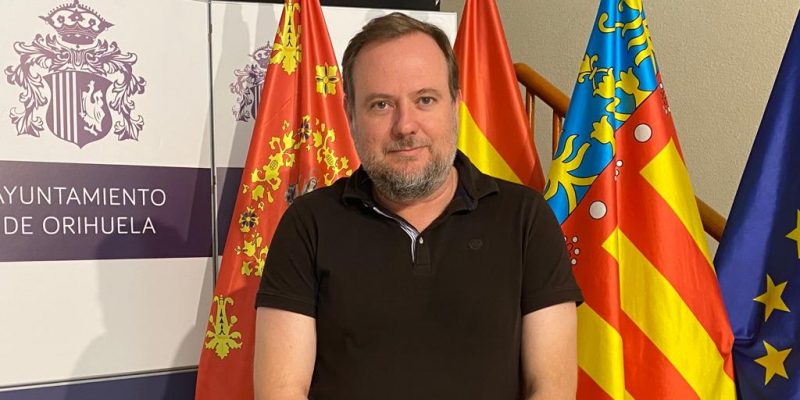 Orihuela organiza una mesa redonda sobre conductas suicidas