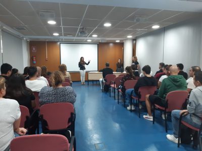 Guardamar acoge unos talleres para emprendedores