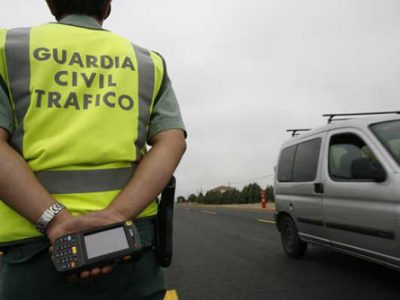 Más de 200 conductores delinquen contra la seguridad vial en septiembre