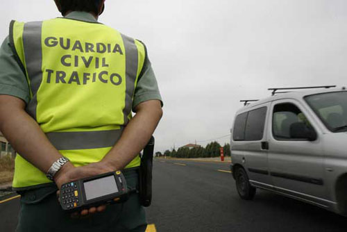 Más de 200 conductores delinquen contra la seguridad vial en septiembre