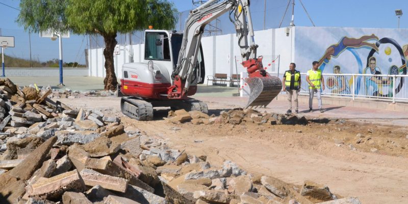 Rojales comienza las obras para una nueva zona deportiva