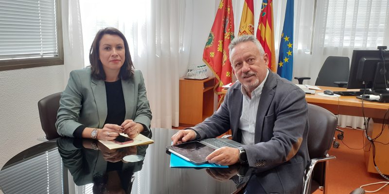 Orihuela ofrece un espacio para crear un centro de salud auxiliar en su costa