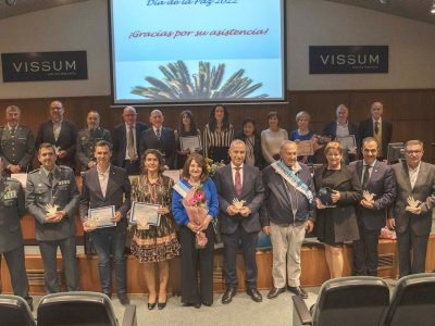 El 'Acto de la Paz' reconoce a la diputada albaterense Ana Serna