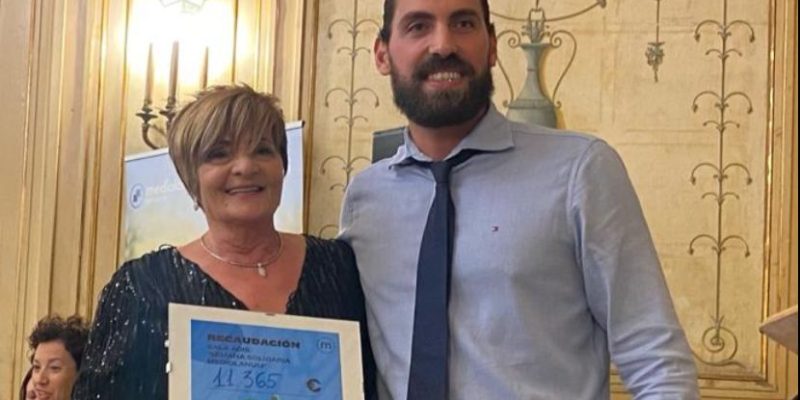 Éxito de la Gala benéfica en favor de ADIS celebrada en Orihuela