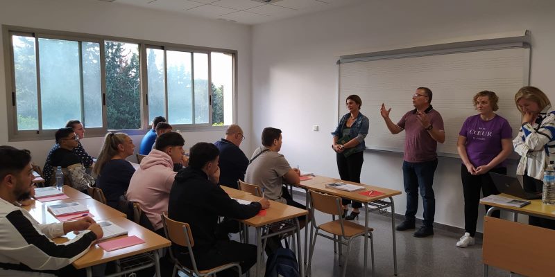 Almoradí inicia nuevos itinerarios formativos para desempleados