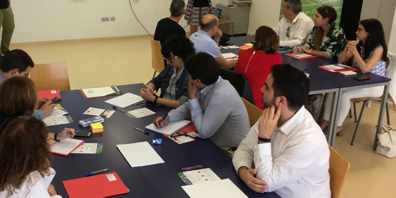 Convega licita el servicio de docencia para mayores de 45 años