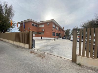 Orihuela renueva los cuadros eléctricos de los colegios Dolses y Virgen de Belén