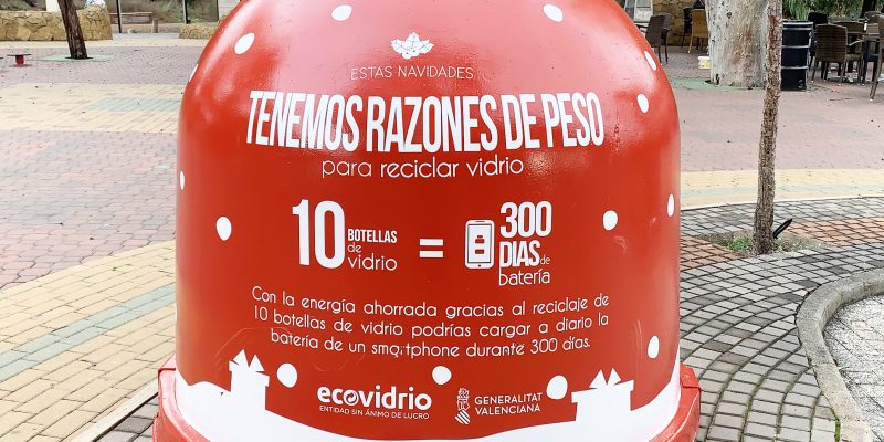 Guardamar inicia una campaña de reciclaje de vidrio por Navidad
