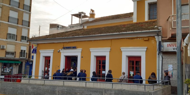 Guardamar agota los bonos consumo de Navidad online en horas