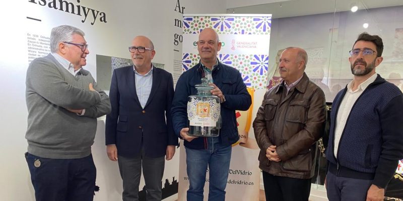 La comparsa Moros Almohábenos gana La Reconquista del Vidrio de Orihuela