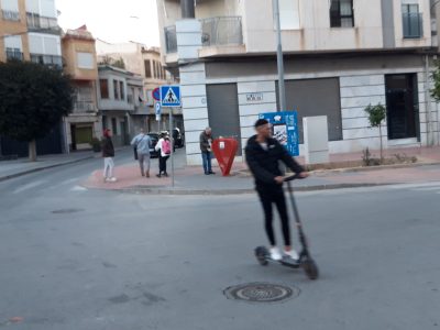 El PSOE de Callosa propone regular el tráfico de patinetes eléctricos