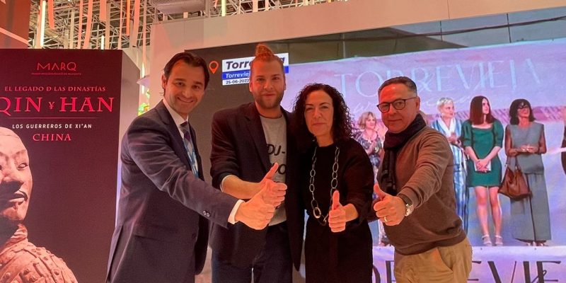 El diseñador Eduardo Navarrete presenta en Fitur la segunda edición de Torrevieja Weekend