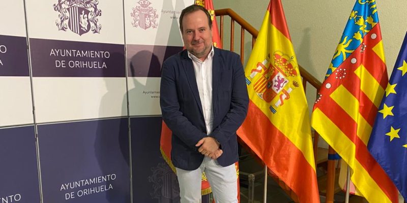 Orihuela abre el plazo de ofertas para el transporte de educación
