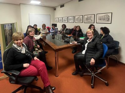 Orihuela abre la participación a la Mesa de Igualdad para el desarrollo de políticas de conciliación