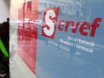 La comarca finaliza el año con 2.464 parados menos que en diciembre anterior