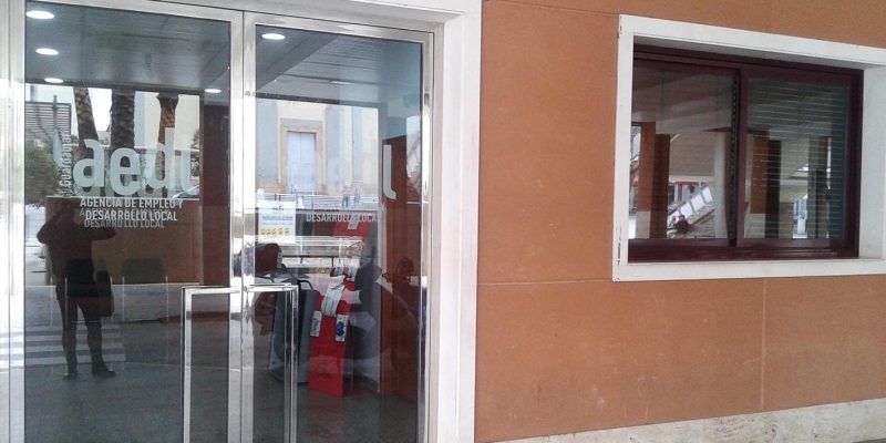 El "Guardamar Emprende" ha prestado servicio en 2022 a 39 personas