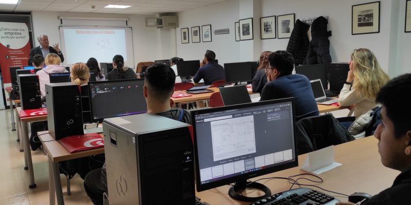 Arranca el programa Emprende Digital de Cámara Orihuela