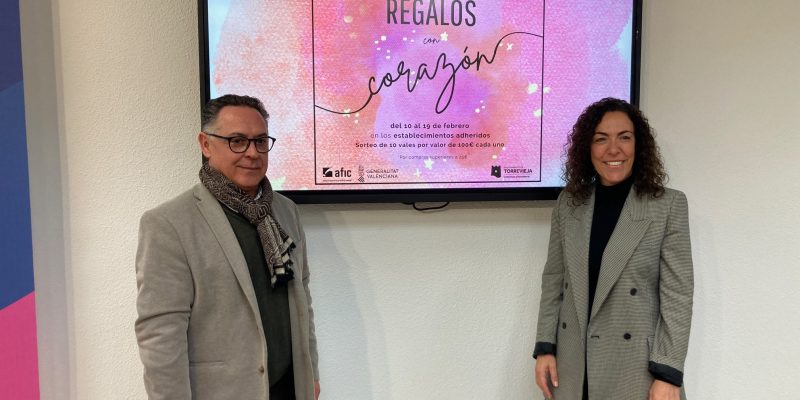 Una campaña de San Valentín inundará los comercios y restaurantes de Torrevieja
