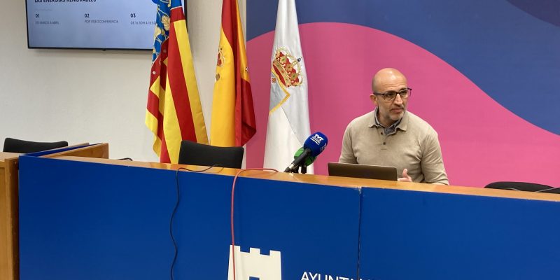 Torrevieja presenta la oferta formativa online 2023 de la UMH