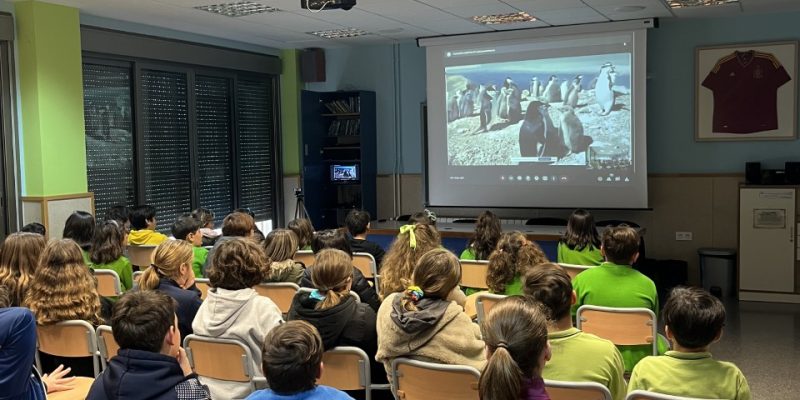 El colegio de Hurchillo se conecta con el Ejercito de Tierra en la Antartida