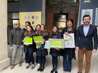 Una alumna de Orihuela gana el III concurso escolar de la Marca Territorio