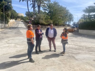 Comienzan las obras de red de agua potable en calles de Campoamor en Orihuela