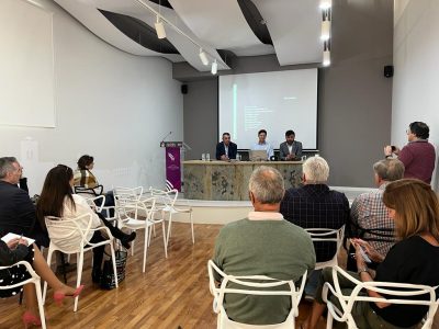 Orihuela ofrece una charla informativa sobre urbanismo a residentes extranjeros