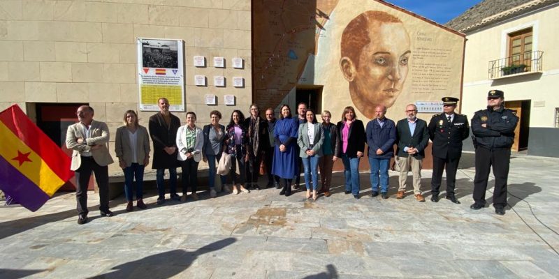 Orihuela rinde homenaje a sus vecinos víctimas de la barbarie Nazi