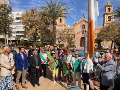 Torrevieja iza la bandera de Irlanda por el Día de San Patricio