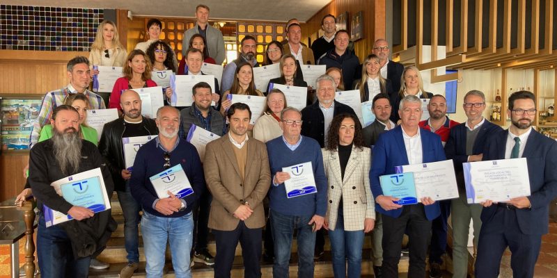 Torrevieja entrega los distintivos del SICTED a 33 servicios turísticos