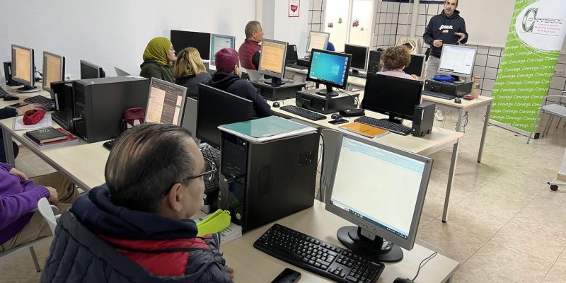 Convega suma más de 1.300 horas de formación para desempleados de Rafal