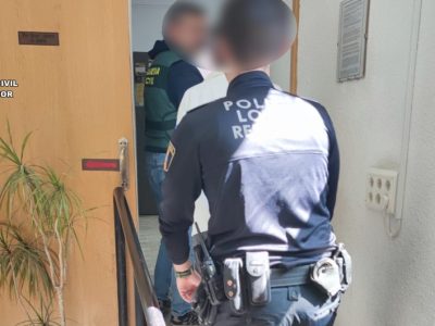 La Guardia Civil detene a tres personas por robo con violencia a dos agricultores
