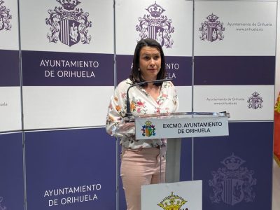 La alcaldesa de Orihuela dice que no consentirá presiones sobre Cala Mosca