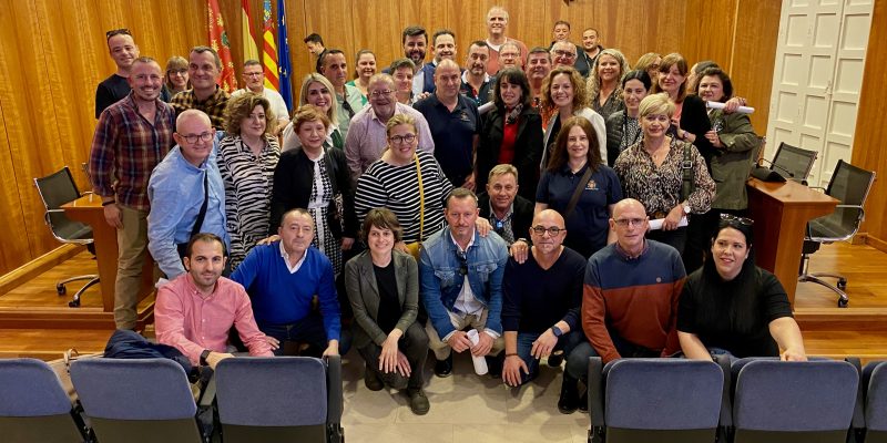 Orihuela estabiliza a todos los conserjes del Ayuntamiento
