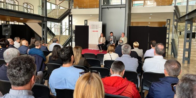Orihuela acoge una jornada del Colegio de Arquitectos de Alicante