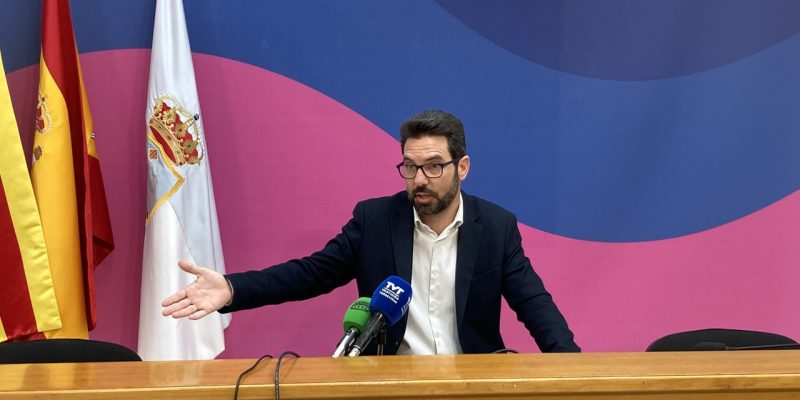 Torrevieja procederá a la reparación de las seis pistas azules deportivas