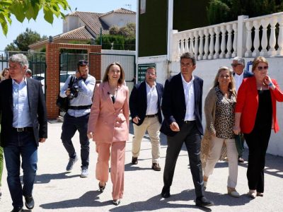 El PP valenciano promete agua y libertad lingüística y educativa para Orihuela