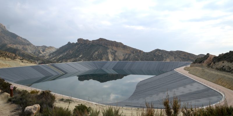 Albatera recibe una subvención para la nueva conducción de agua para riego de la SAT