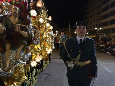Más de 80 guardia civiles acompañaron a la Hermandad de El Prendimiento de Orihuela