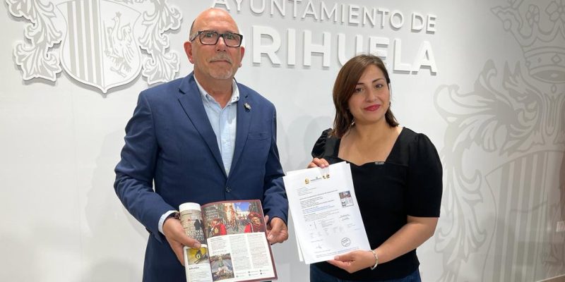 Orihuela promociona las Fiestas de la Reconquista en la revista Air Europa