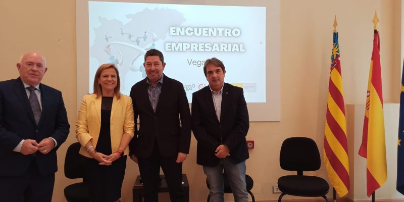 Cámara Orihuela acoge un encuentro empresarial con la delegada del Gobierno