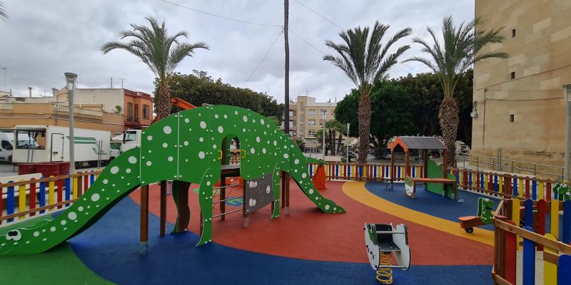 El Parque Infantil de la Plaza de España de Benejúzar cuenta ya con todos los permisos
