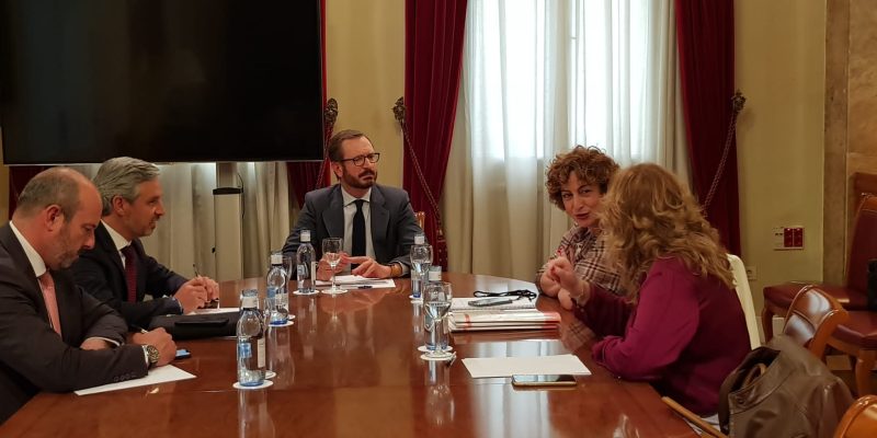 Bigastro defiende una propuesta para salvar a los Ayuntamiento en riesgo financiero