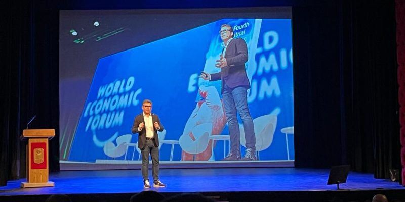 Gran éxito de la Jornada Almoradí Empresarial con Marc Vidal