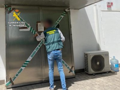 Detienen a dos personas por tráfico de drogas en Almoradí