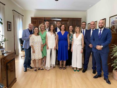 La alcaldesa de Almoradí da a conocer las competencias del nuevo equipo de gobierno
