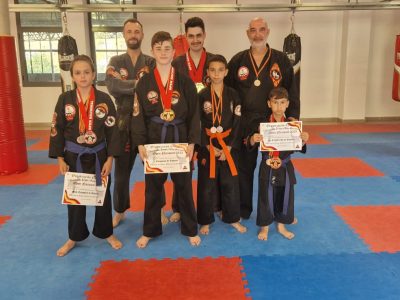 La escuela oriolana de Kenpo Gikan gana 6 medallas en un open nacional